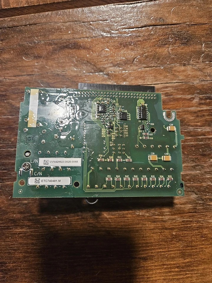 Placa de circuito YASKAWA YPHT31730-2C usada - Imagem 4 de 4