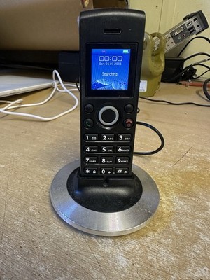 Wildix W-AIR-70 Office DECT Telefon & Ladegerät 8er Set