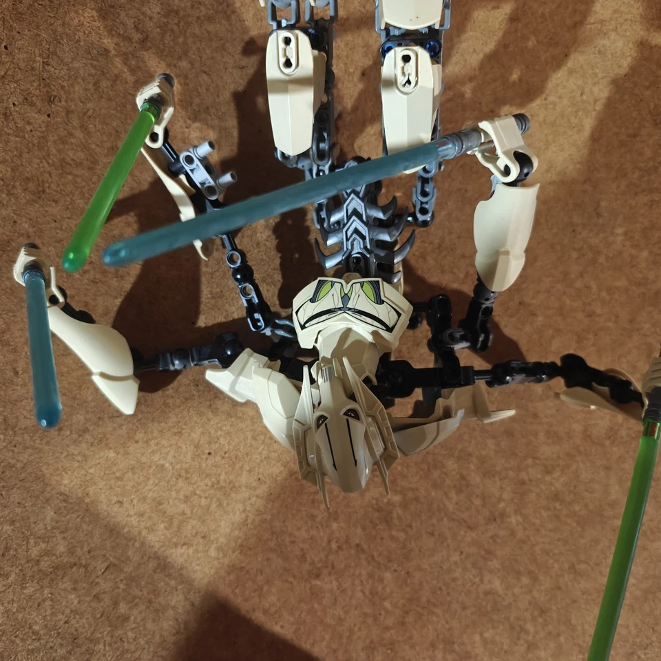 LEGO Star Wars 75112 General Grievous, photo 3 sur 5
