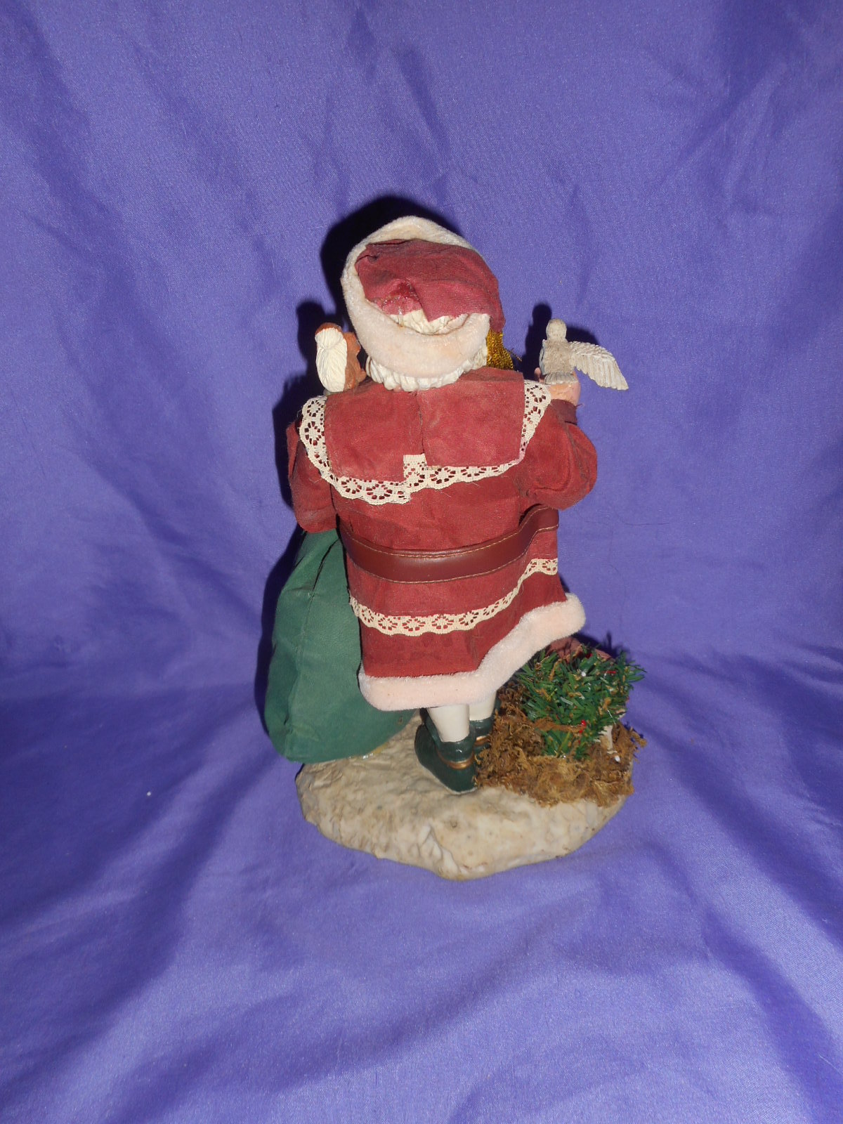 VTG CHRISTMAS AROUND THE WORLD HOUSE OF LLOYD SANTA NATURE'S GIFT