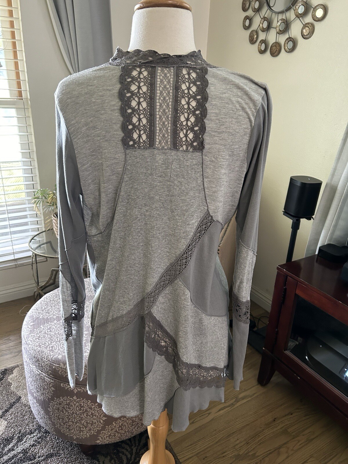 Anthropologie Tiny grey patchwork crochet lace wa… - image 3