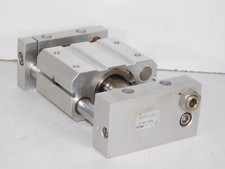 SMC Pneumatics NCY2S25H-0250 Rodless Slider Guided Cylinder 100 psi 0.70 MPa USA