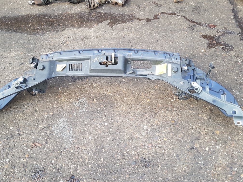 VOLVO C70 T5 SE LUJO E4 5 DOHC PANEL DE SLAM 467 AZUL 2006-2007