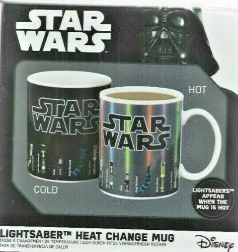 Star Wars Mug à Changement De Couleur Sabres Laser - 300ml