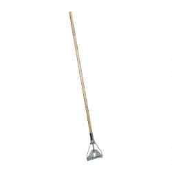 Rubbermaid FGH516000000 Quick-Connect Wood Mop Handle: 15/16'' Dia, 60'' Long