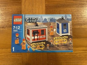LEGO City 7905 Building Crane, Tower Crane, 100% Parts, Missing Some Stickers