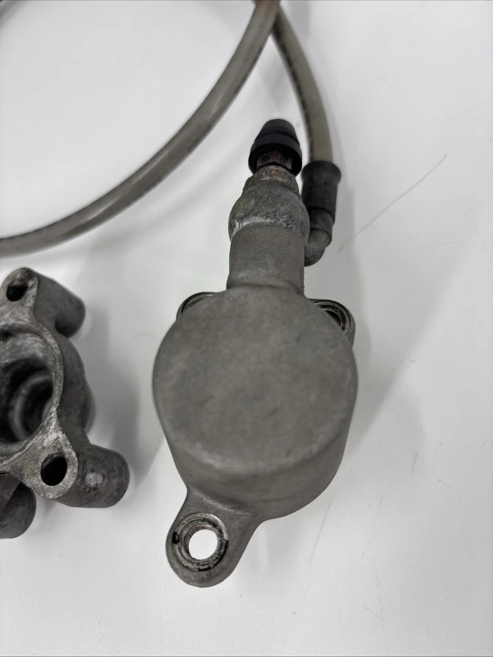 Manguera de embrague y cilindro esclavo Aprilia RSV Gen 2 2003-04 en muy buena condición #D4 Foto 3 de 4