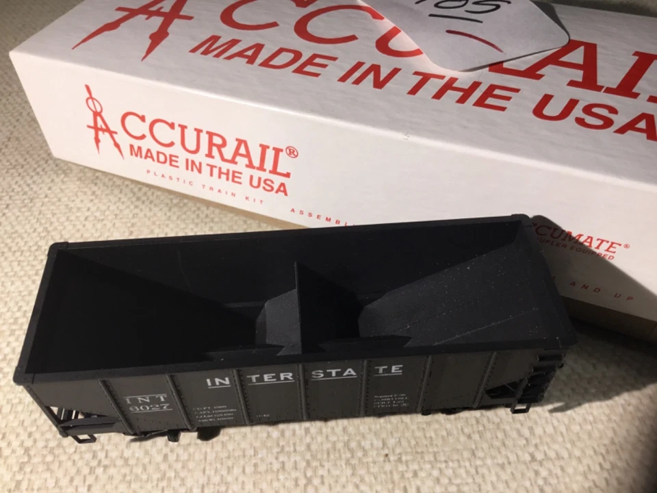 Coche tolva ACCURAIL HO escala 2 fondo. INTERSTATE. Listo para funcionar. ¡Bonito! Foto 3 de 4
