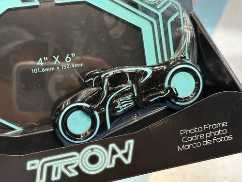 Cornice portafoto Disney Parks 2025 TRON *nuova con etichetta - Foto 2 di 2