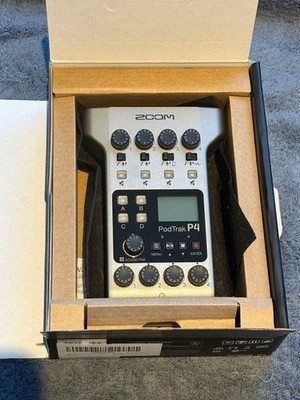 Zoom PodTrak P4 Tragbarer Podcast Recorder 4 Mikrofoneingänge Mix-Minus getestet