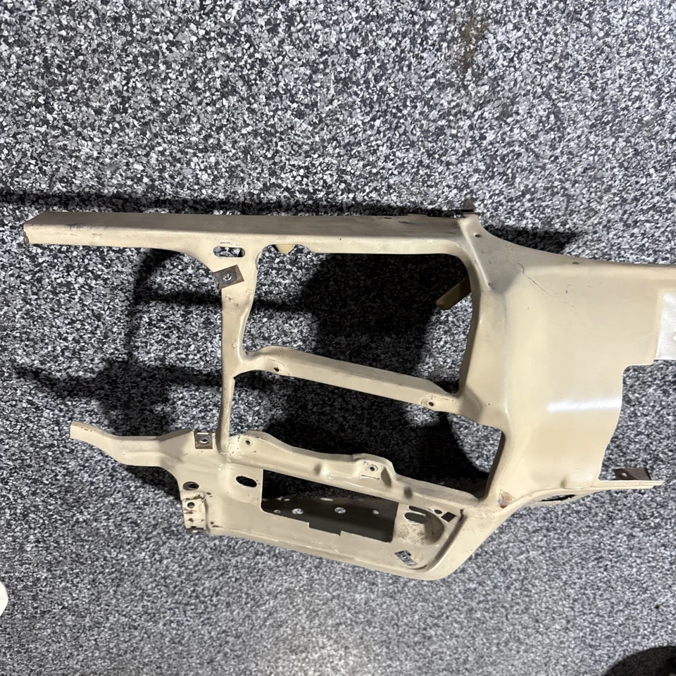 1989 - 1991 雪佛兰 Squarebody C10-30 K10-30 K5 Blazer Suburban 原始设备制造商钢制仪表板 — 第 4/4 张图片