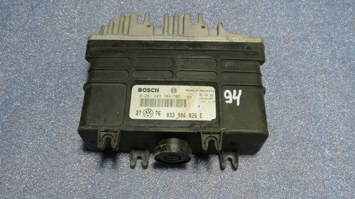 VW Golf - Motor Steuergerät / Engine ECU 032906026E BOSCH 0261203304/305