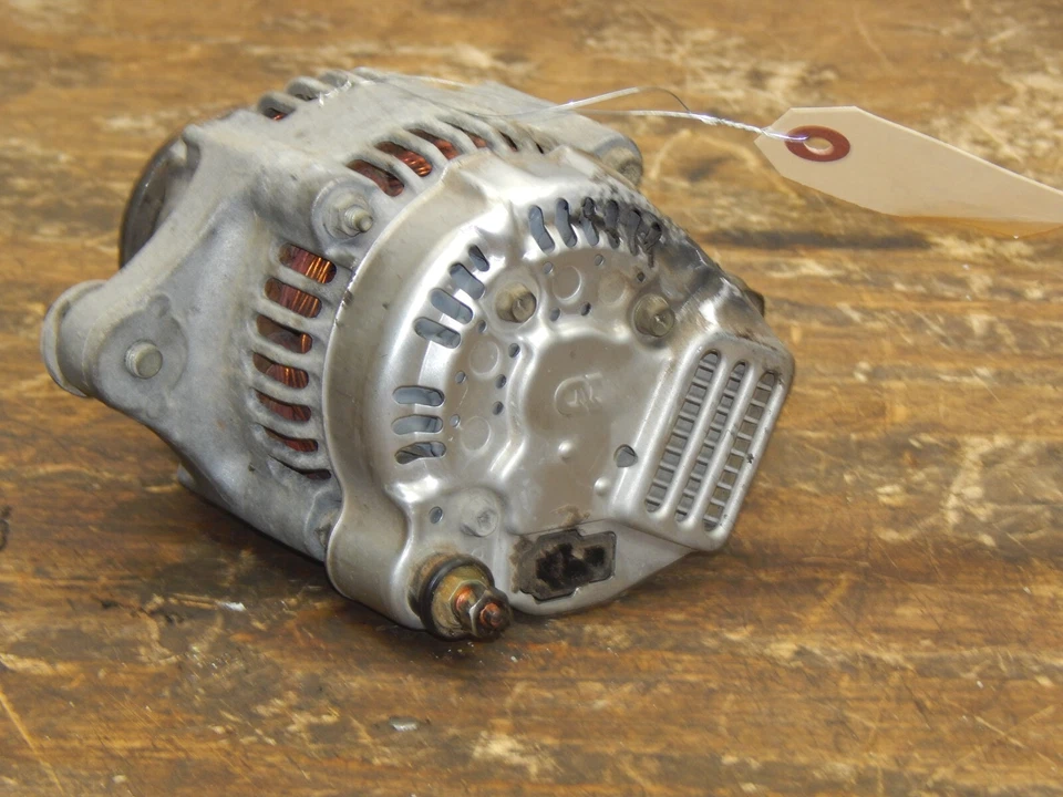 久保田 D1105-T 交流发电机 131-6557 98-9474 — 第 3/4 张图片