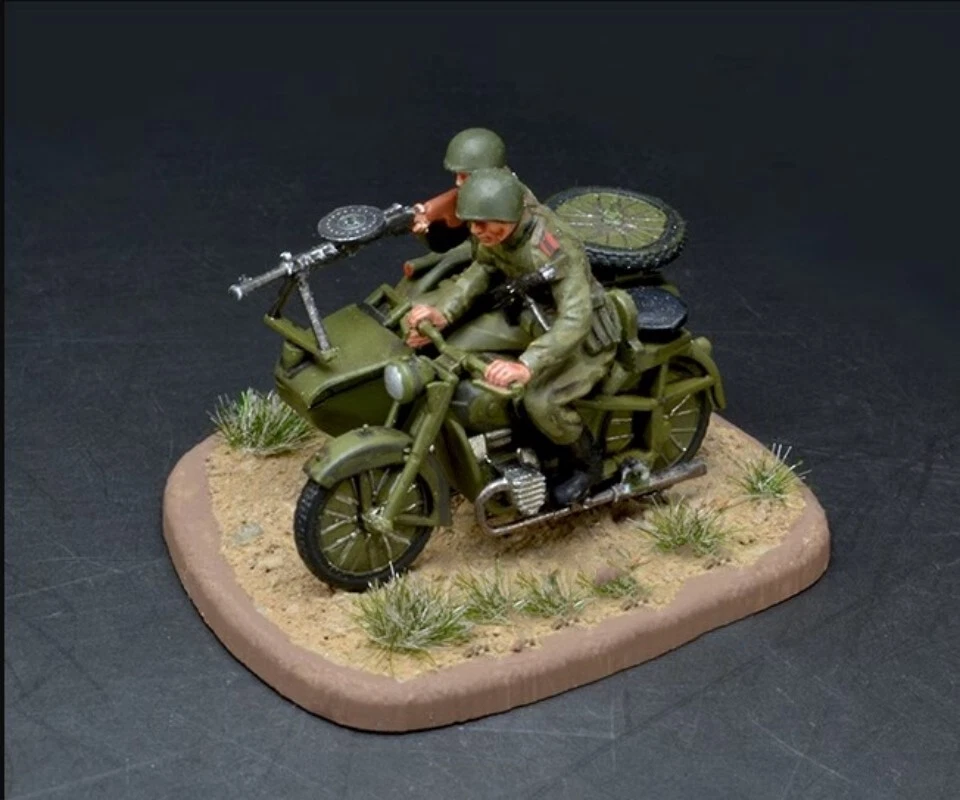Homemade 1 72 WWII Soviet M 72 Three wheel Sidecar Motorcycle 2