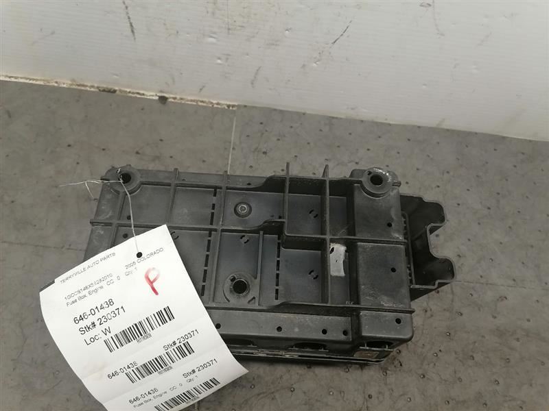 Fuse Junction Box Engine Fits 04-06 CANYON 1183939 | eBay