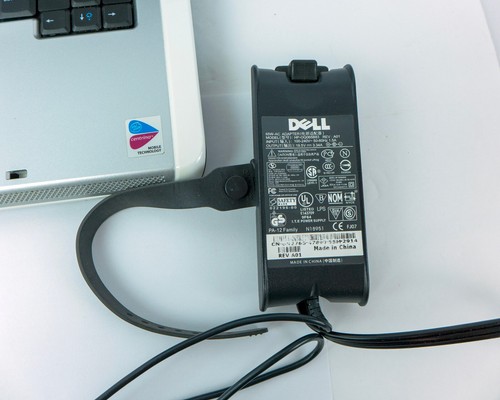 DELL Inspiron 6000 Laptop Intel Centrino 2GB Ram 40GB HD - Afbeelding 3 van 12