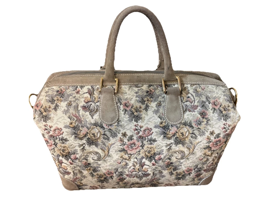 French Luggage Co Fabuloso tapiz gris bolsa de viaje para artículos de tocador bolsa de maquillaje Foto 4 de 4