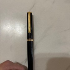 Pilot Black Fountain Pen with 14K 585 Nib Pre-Owned