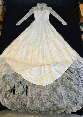 1940s 50s Wedding Dress Metal Zipper Styled by Grace Old Hollywood Lace Repair