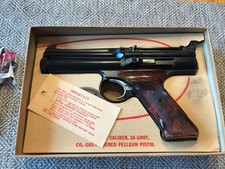 Vintage Crosman 600 Semi-Automatic Pellet Airgun .22 Caliber With Box