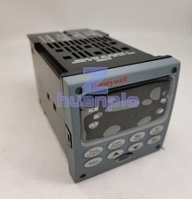 1PC New Honeywell DC3200-CE-100R-100-00000-00-0 Temperature controller