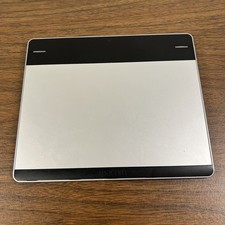 WACOM Intuos CTH-480 Touch Small Tablet Silver - NO STYLUS PEN