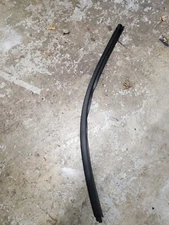 HYUNDAI SANTA FE REAR RIGHT DOOR WINDOW INNER WEATHERSTRIP SEAL OEM 2013-18