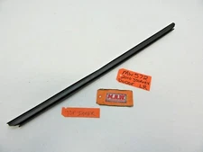 LEFT REAR DOOR PANEL GLASS WINDOW TOP INNER INSIDE SEAL STRIP RUBBER L LR BACK