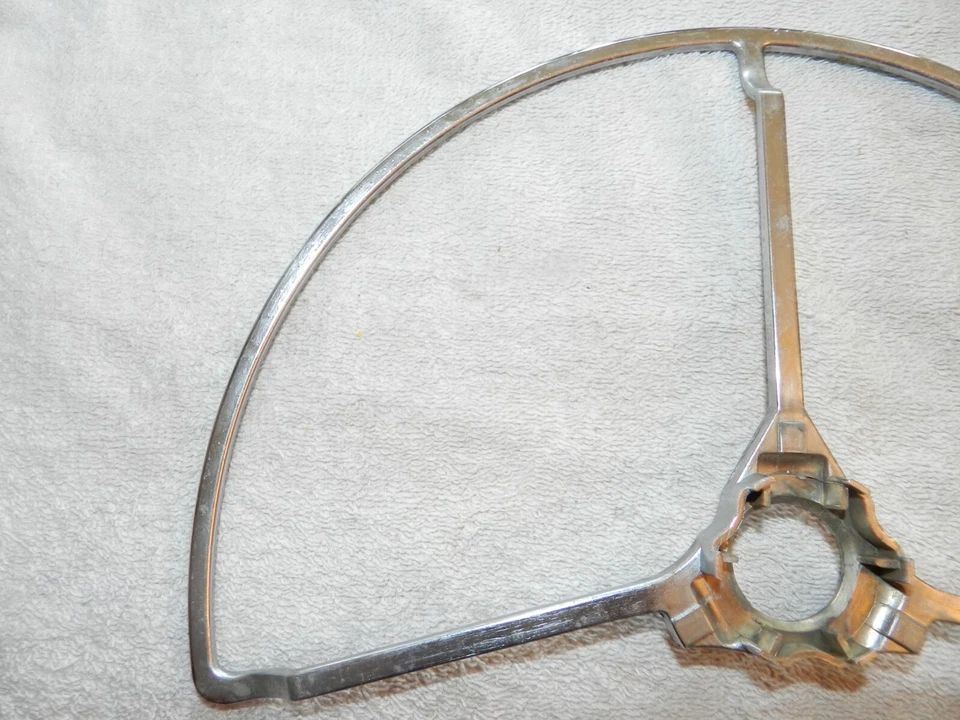 1949-50 Chrysler Chrome Horn Ring Windsor New Yorker Royal Highlander 1319035 - Image 3 of 4