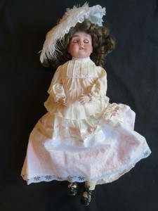 Armand Marseille Queen Louise German 