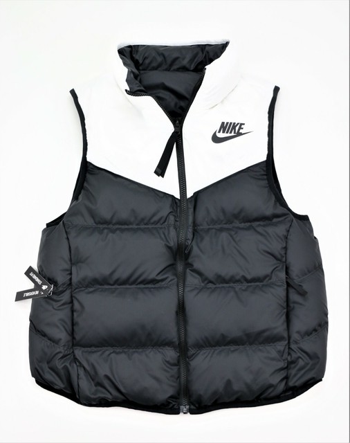 nike puffy vest