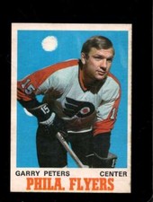 1970-71 O-PEE-CHEE #196 GARRY PETERS EXMT FLYERS *X76886