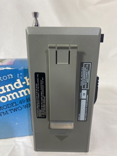 Vintage Maxon Hand Held Communicator 49-H Portable FM Two-Way Radio - Picture 6 of 7
