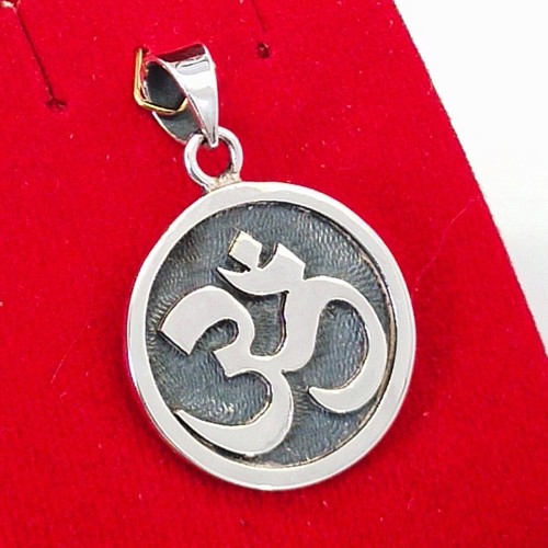925 Sterling Silver Om Pendant Hindu Yoga Spiritual Symbol Charm Necklace - 第 1/8 張圖片