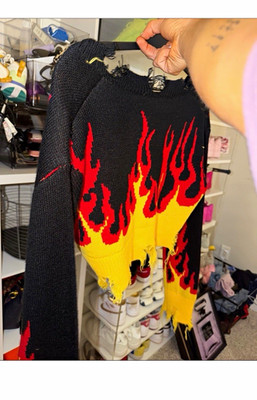 Unisex Adults S Black Red Yellow Flame Graphic V-Neck Knit Pullover Sweater