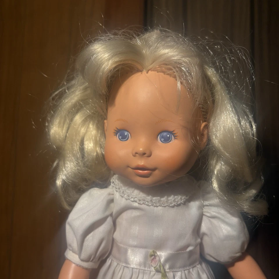 Muñeca Fisher Price My Friend Mandy 1983 de colección cabello rubio ojos azules 16 pulgadas Foto 2 de 4