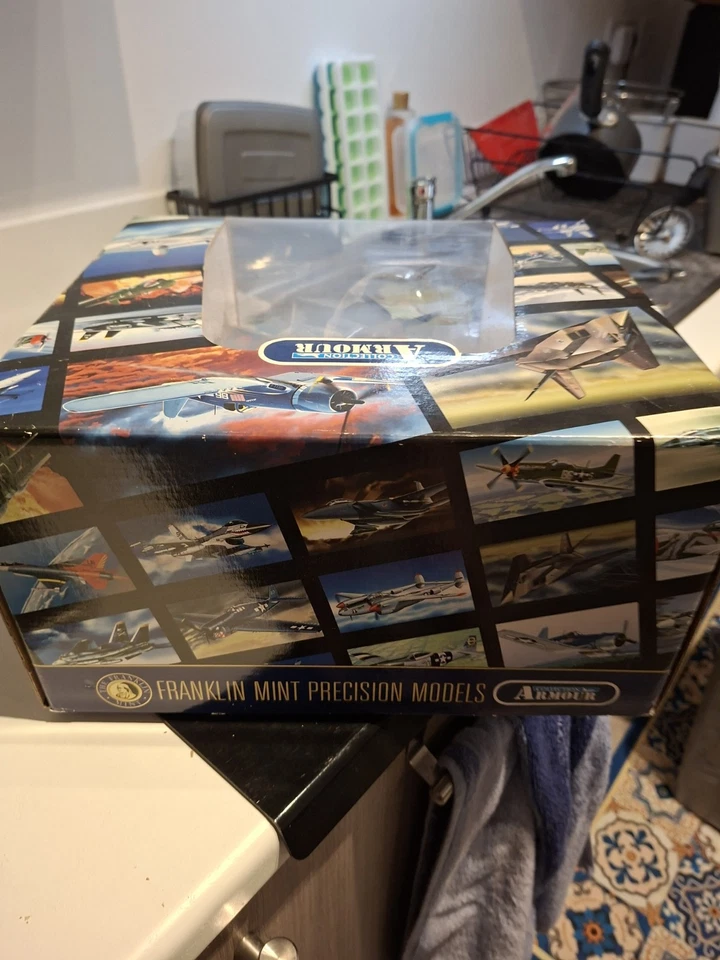 Franklin Mint Collection Armour Hurricane Mk.I 1:48 Scale - Image 4 of 4