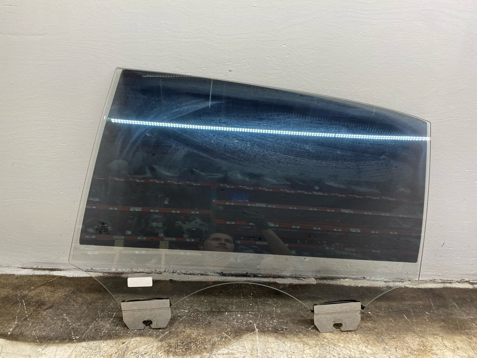 2014-2019 BENTLEY FLYING SPUR OEM REAR LEFT DOOR GLASS WINDOW PANEL