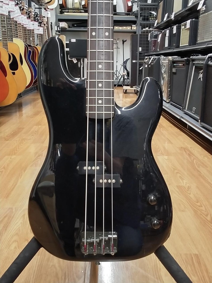 Fender Japan Precision Bass PB62-ALLBK Electric Bass Guitar