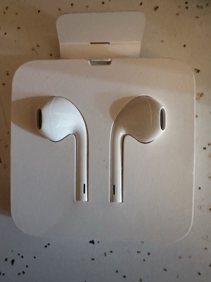 Authentic Apple Wired EarPods with Lightning Connector