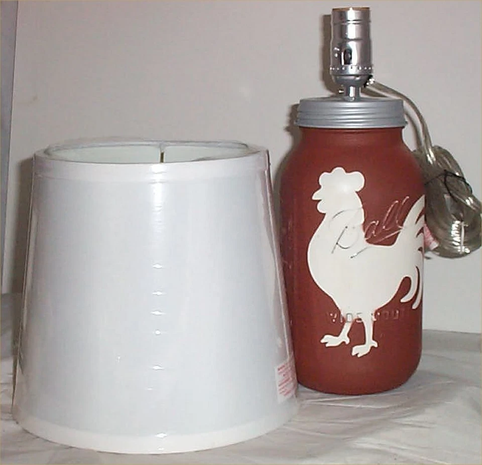 Lámpara de gallo rojo campo tarro de albañil pantalla blanca granja medio galón decoración de luz Foto 2 de 2
