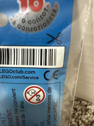 LEGO Series 2 Collectible Minifigures 8684 - Circus Ring Master (SEALED) - Picture 3 of 3