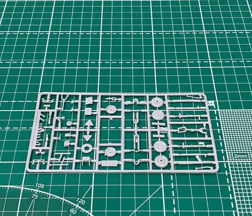 Jakowlew Jak-53 Sowjetisches Kunstflugzeug Maßstab 1/48 - Plastikmodell AMODEL 4808 - Bild 5 von 11