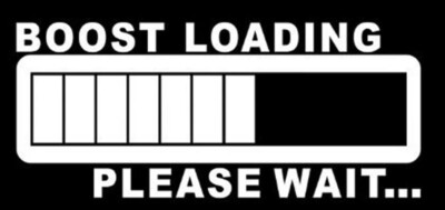 Lustiger Autoaufkleber 9,6 CM-4,5 CM Boost Loading Wait Vinyl Autoaufkleber Weiß