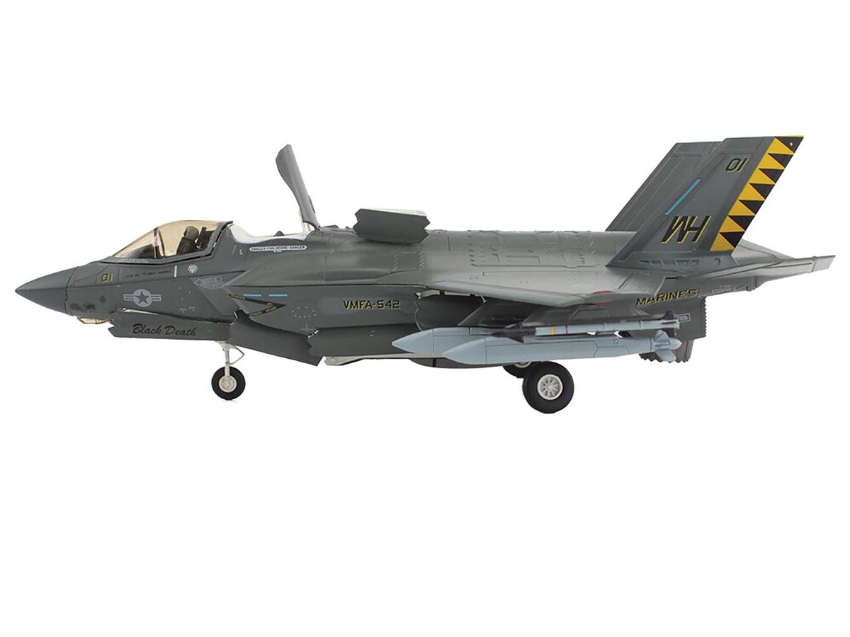 LOCKHEED MARTIN F-35B LIGHTNING II BEAST MODE VMFA-542 1/72 HOBBY