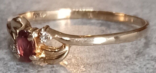 10kt. Solid Yellow Gold Ruby & Diamond Ladies Rin… - image 3