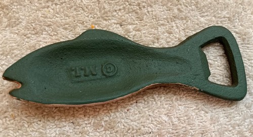 Vintage Cast Green Pink Iron Fish Shaped Bottle Opener 4 5/8 by 1 5/8 Inches - Picture 5 of 8
