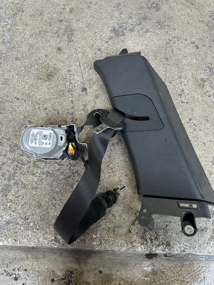 LINCOLN AVIATOR 2020-2023 TRASERO DERECHA SEGUNDA FILA CINTURÓN DE SEGURIDAD RETRACTOR FABRICANTE DE EQUIPOS ORIGINALES LB5BS611B68A Foto 4 de 4