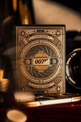 James Bond Spielkarten von theory11