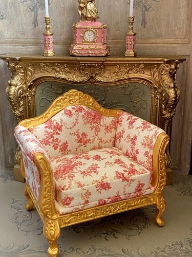 Exquisite 1/12th scale dolls' house armchair with cabriole legs~Celia Mayfield - Picture 4 of 5